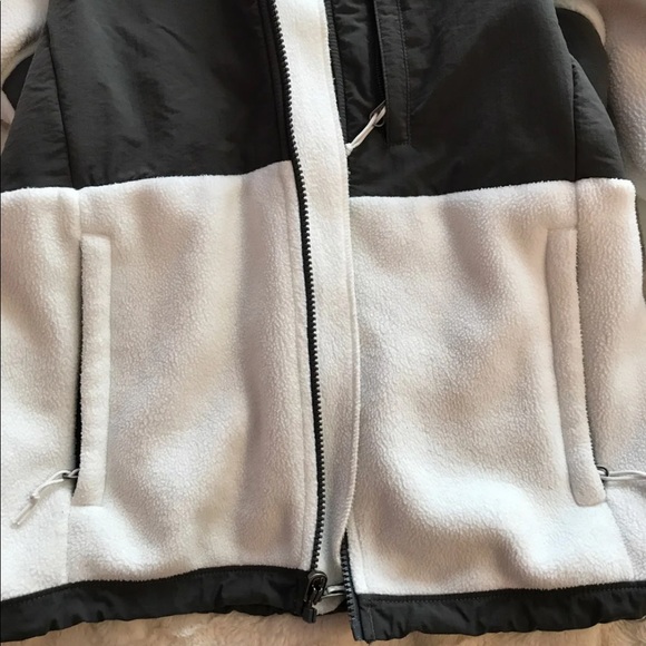 North face jacket - Picture 2 of 5